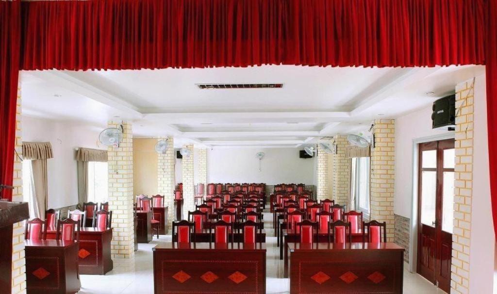 Ngoc Bach Hotel Mai Chau Exterior photo