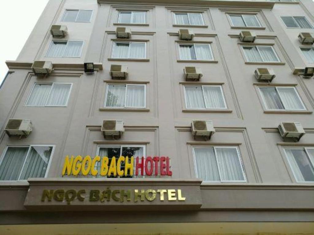 Ngoc Bach Hotel Mai Chau Exterior photo